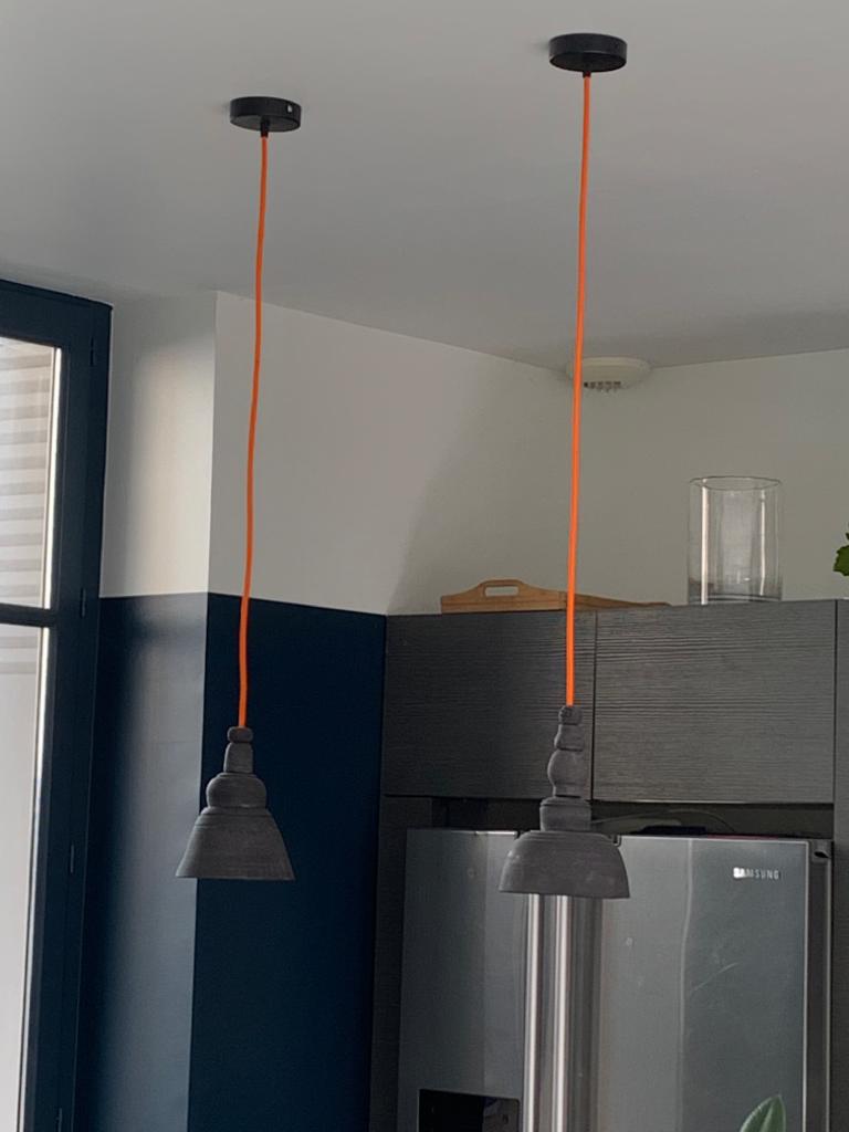 imelceramics_suspension_noir_fil_orange